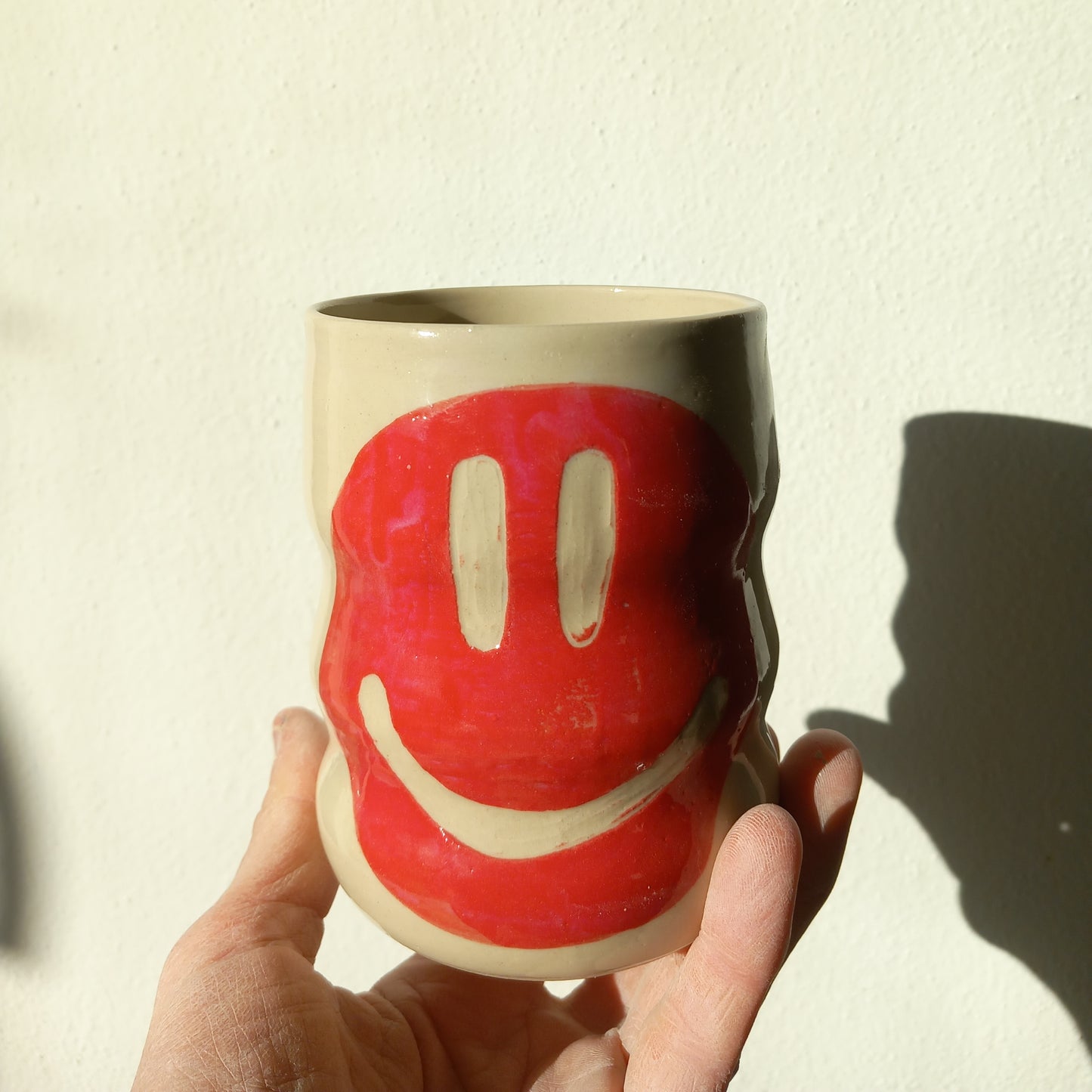 Smile mugs red